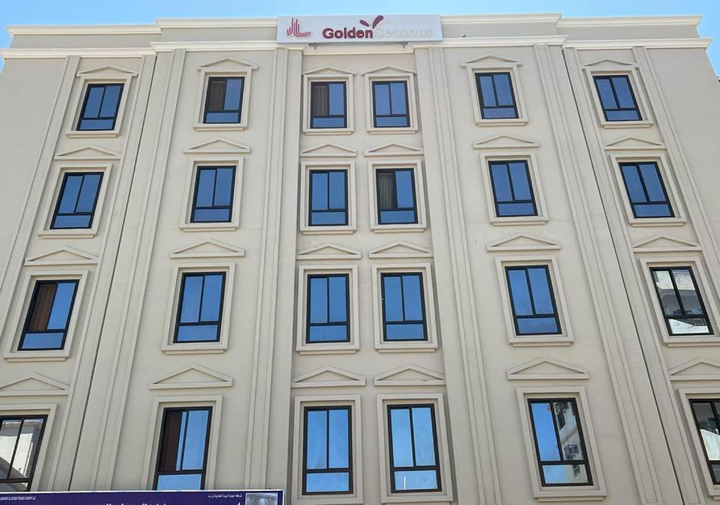 Golden Seasons Furnished Apartment 6 Salalah Exterior foto